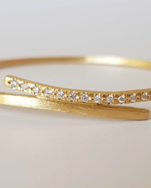 Pulsera y Brazalete: Desvelando las sutiles diferencias que marcan tu estilo