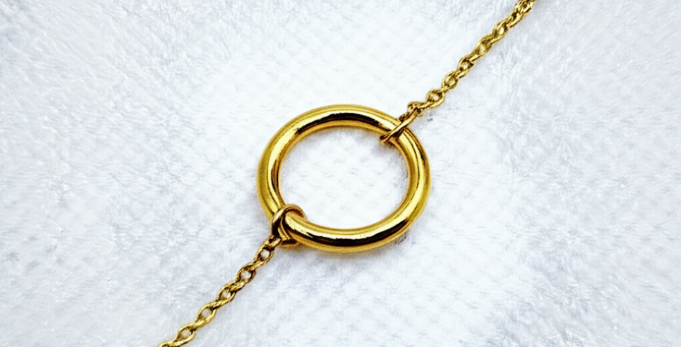 Absoluta belleza: El círculo del karma en tu joyería